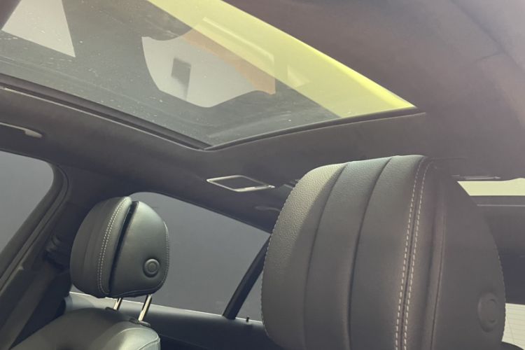 Used Mercedes-Benz GLC 2019 GLC 260 L 4MATIC Dynamic Model
