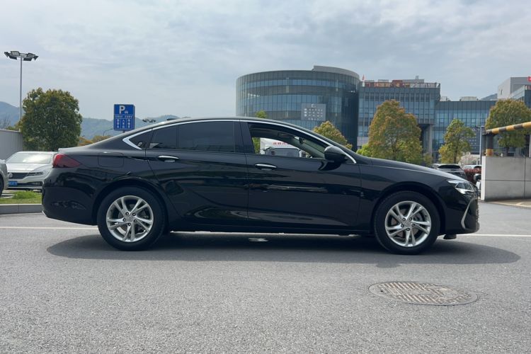 Used Buick Regal 2024 25T Deluxe Edition