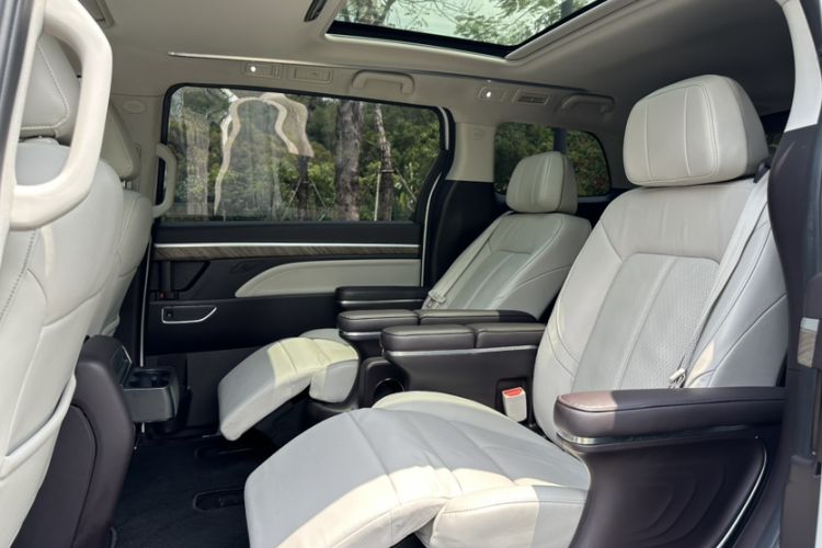 Used GAC Trumpchi M8 2023 Master Series 390T Ultimate Edition Interior 4