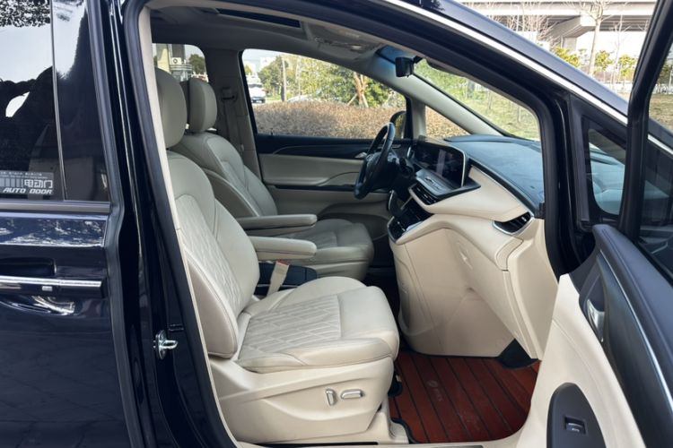 Used Buick GL8 2023 ES Lu Zun Flagship Model
