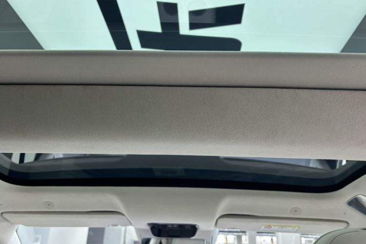 Used VOYAH Lantu Chiguang L 2026 Four-Wheel-Drive Ultra
