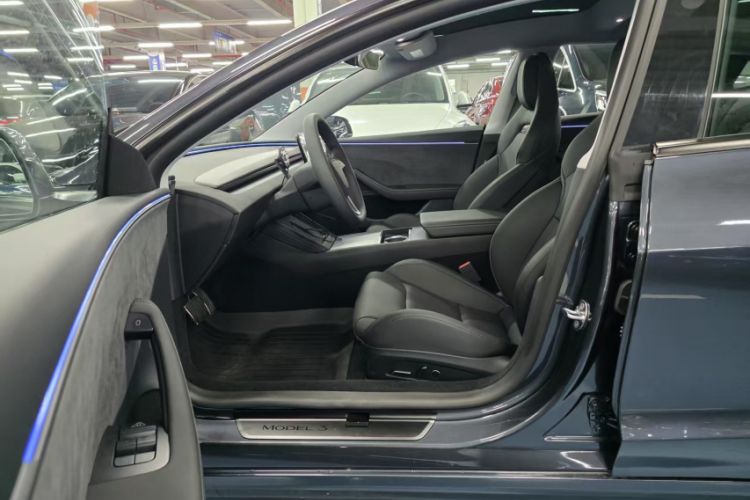 Used Tesla Model 3 2024 High-Performance All-Wheel-Drive Version