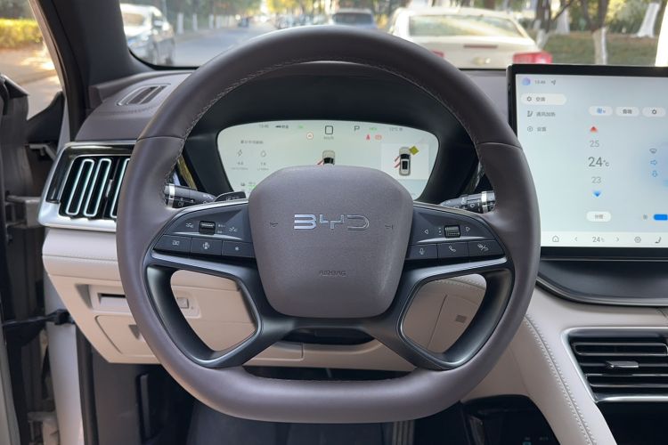 Used BYD Song PLUS New Energy 2025 DM-i Smart Drive 112KM Prestige Model
