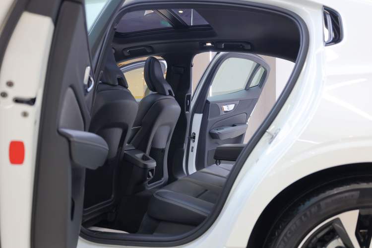 Used Volvo S60 2025 B5 Zhiya Sport Edition