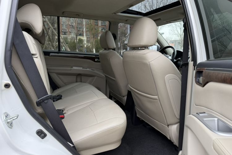 Used Mitsubishi Pajero Sport 2013 3.0L Automatic Two-Wheel Drive Luxury Edition
