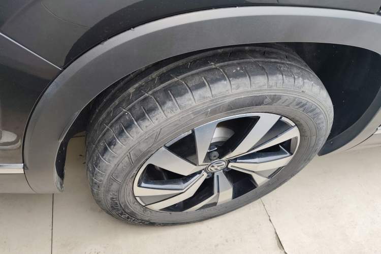 Used Volkswagen Tayron 2020 330TSI Two-Wheel Drive Luxury Smart Connectivity Version