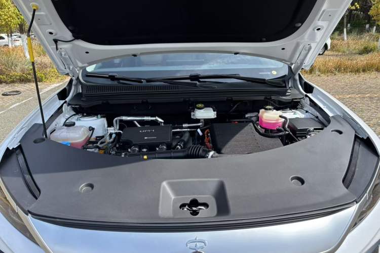 Used BYD Song Pro New Energy 2025 Second-Generation DM-i 75KM Leading Edition Interior 10