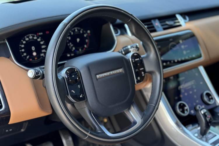 Used Land Rover Range Rover Sport 2022 3.0 L6 YAO Black Edition
