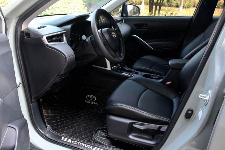 Used Toyota Corolla Cross 2023 2.0L Pioneer Edition