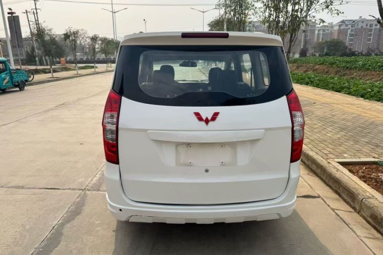 Used Wuling Hongguang 2014 1.5L S Standard Version
