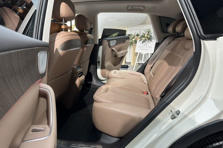 Used Leapmotor C11 2026 Range-Extended 300 LiDAR Prestige Edition
