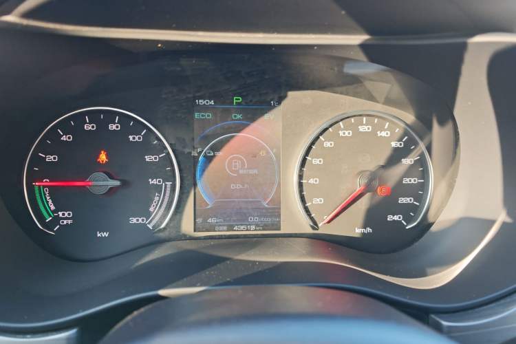 Used BYD Song MAX New Energy 2019 DM 1.5T Smart Connect Advanced 6-Seater China VI Standard
