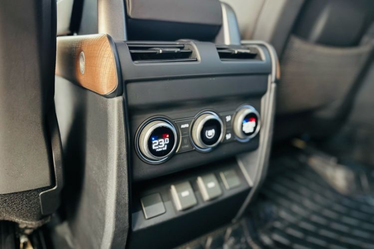 Used Land Rover Defender 2023 Facelift 110 3.0T P400 X-DYNAMIC HSE