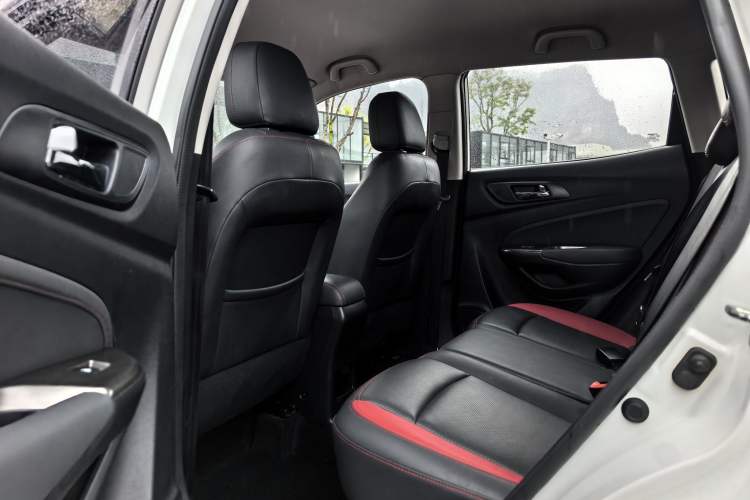 Used CHANGAN CS15 2016 1.5L Manual Fashion Edition
