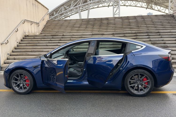 Used Tesla Model 3 2020 Revised Version Standard Range Rear-Wheel Drive – Upgraded Edition Interior 6