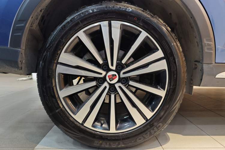 Used Roewe RX5 2019 20T Two-Wheel Drive Automatic 4G Connected Platinum Edition