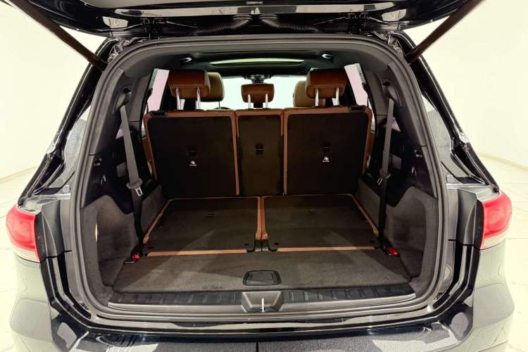 Used Mercedes-Benz GLB 2023 GLB 220 Fashion Model Trunk