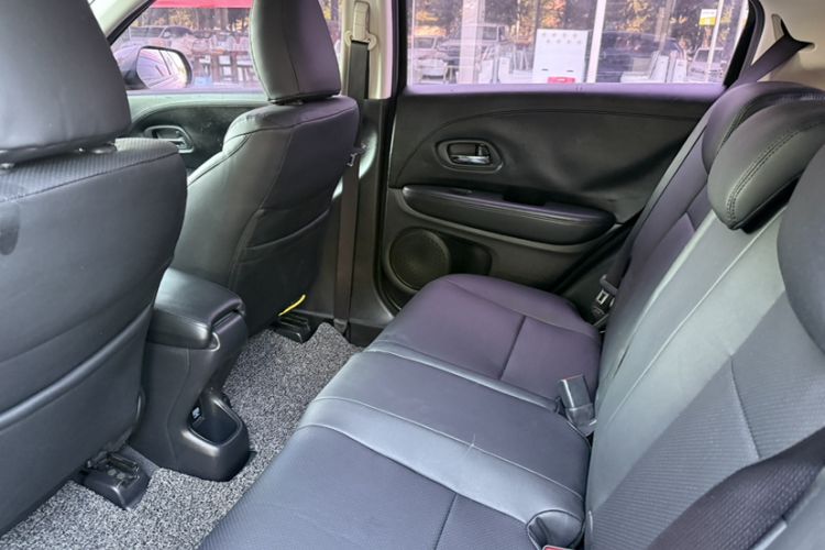 Used Honda Vezel 2015 1.5L CVT two-wheel drive Comfort trim
