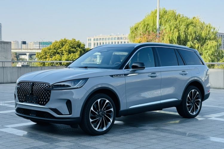 Used Lincoln Aviator 2024 3.0T V6 All-Wheel-Drive Luxury Edition Six Seats