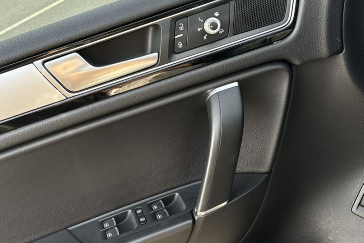 Used Volkswagen Touareg 2016 3.0 TSI Standard Version
