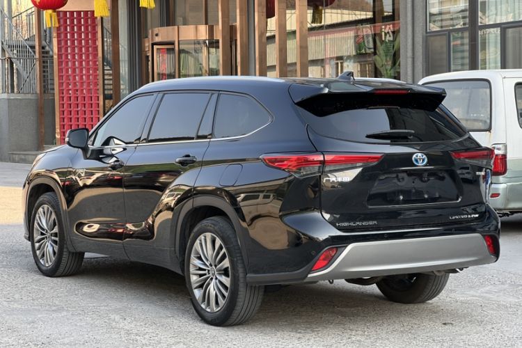 Used Toyota Highlander 2022 Dual-Engine 2.5L Four-Wheel Drive Supreme Edition 7-Seater
