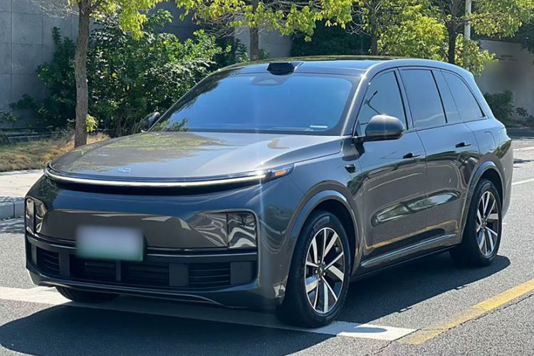 Used Li Auto L8 2023 Max model