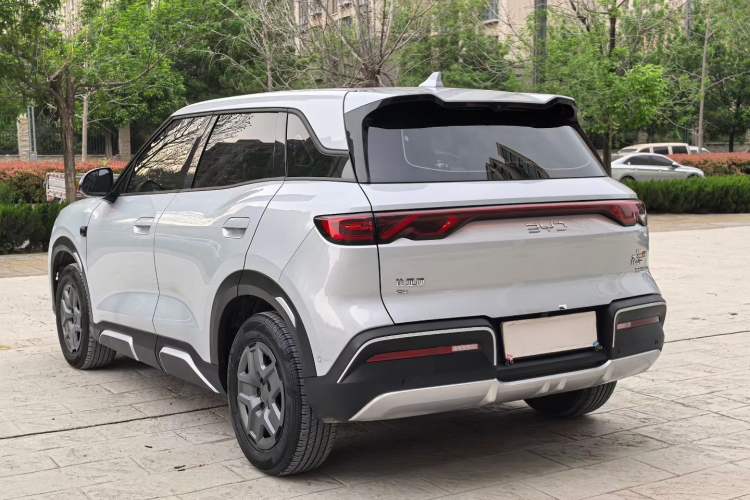 Used BYD Yuan UP 2025 Intelligent Driving Version 401 KM Dynamic Edition Exterior 6