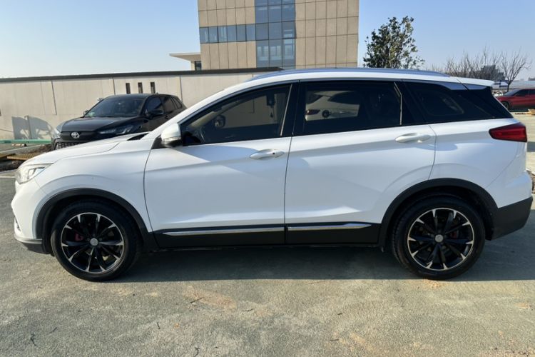 Used FAW Senya R9 2018 1.2T Automatic Prestige Smart Enjoyment Model
