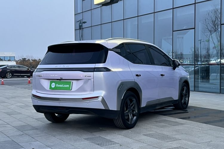 Used AION Y 2022 Plus 70 Tech Edition