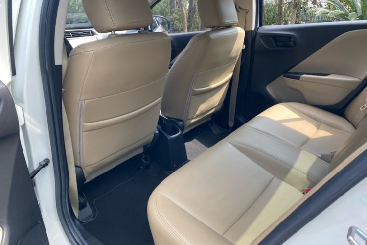 Used Honda City 2019 1.5L CVT Comfort Version Interior 4