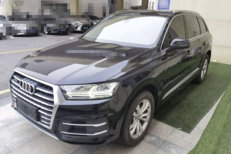 Used Audi Q7 2019 45 TFSI Comfort Model