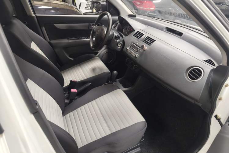 Used Suzuki Swift 2014 1.5L Automatic Fashion Edition