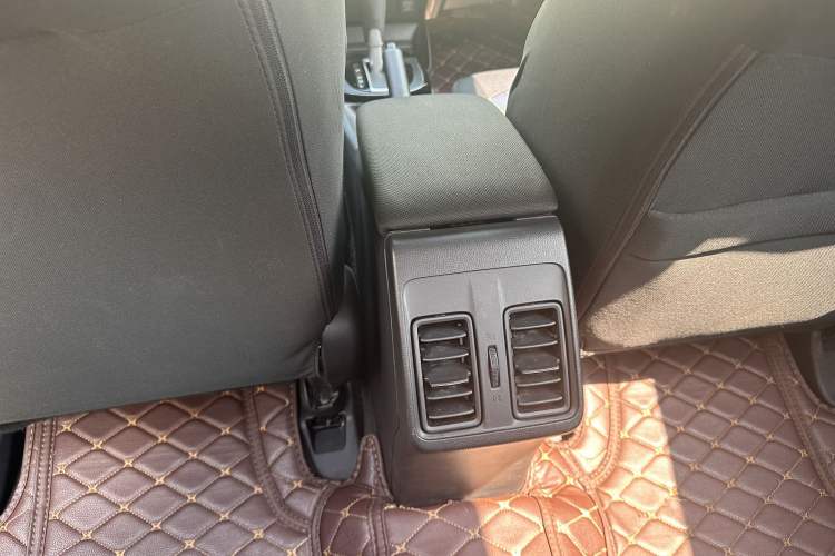 Used Honda Gienia 2017 1.5L CVT Comfort Version
