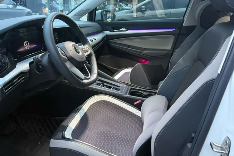 Used Volkswagen Golf 2021 280TSI DSG Pro First Edition Interior 2