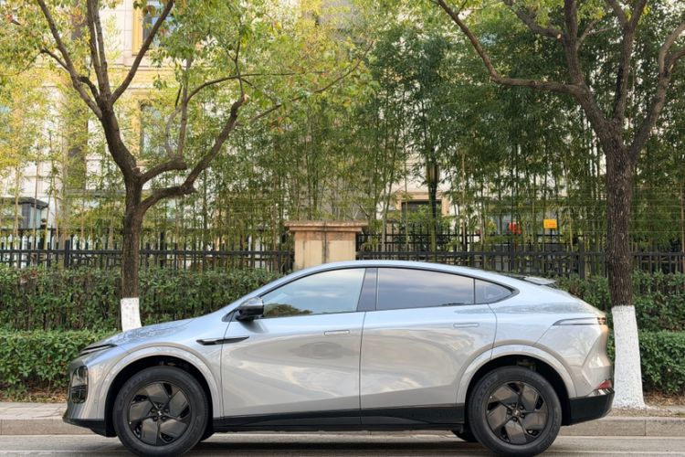 Used XPeng G6 2025 625 Long-Range Max Flagship Edition