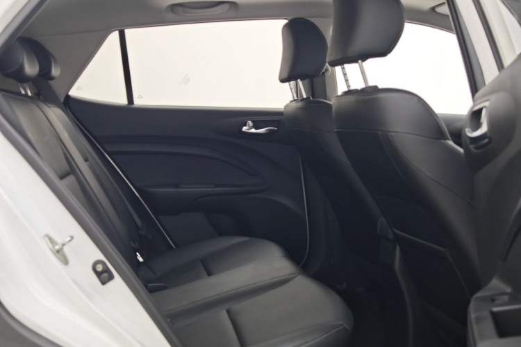 Used Kia kx1 Stonic 2019 1.4L Automatic Fun Edition China VI
