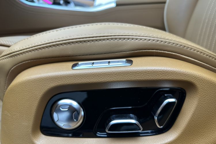 Used Hongqi H9 2020 2.0T Smart Connect Flagship Edition Interior 12