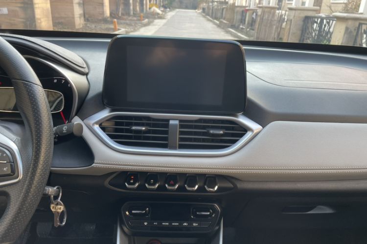 Used Baojun 510 2019 1.5L Manual Enjoyment Model 77kW China VI Emission Standard