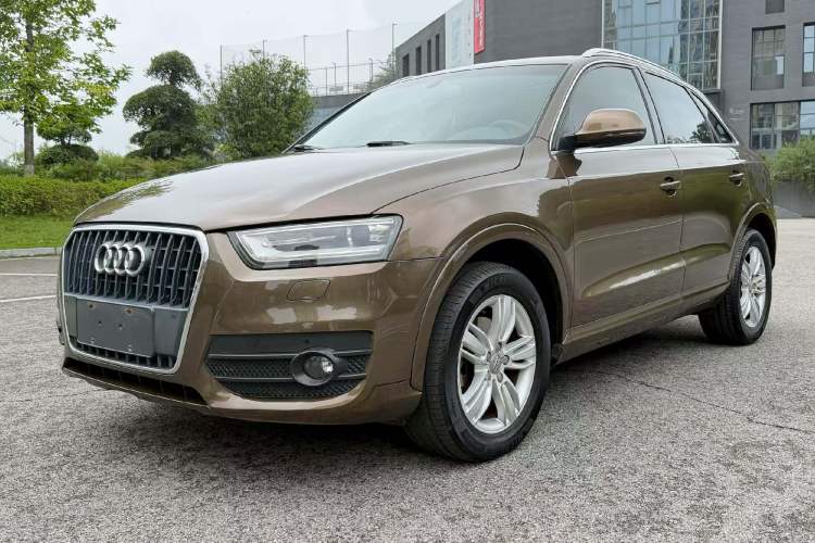 Used Audi Q3 2015 35 TFSI Comfort Model Guazi used car, China used car export, Used car for sale, Used  cars, Cheapest cars for sale