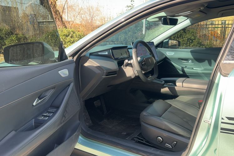 Used Deepal SL03 2022 1.5L 1200 Extended-Range Version Interior 2