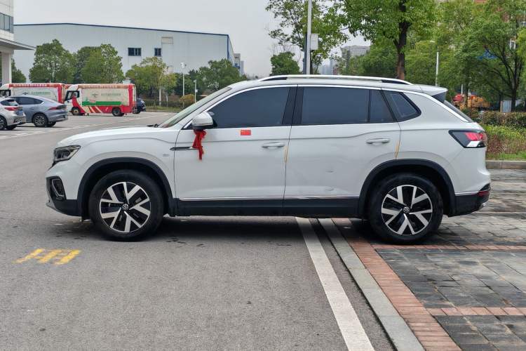 Used Volkswagen Tayron 2024 330TSI Two-Wheel Drive Luxury Plus Advanced Version