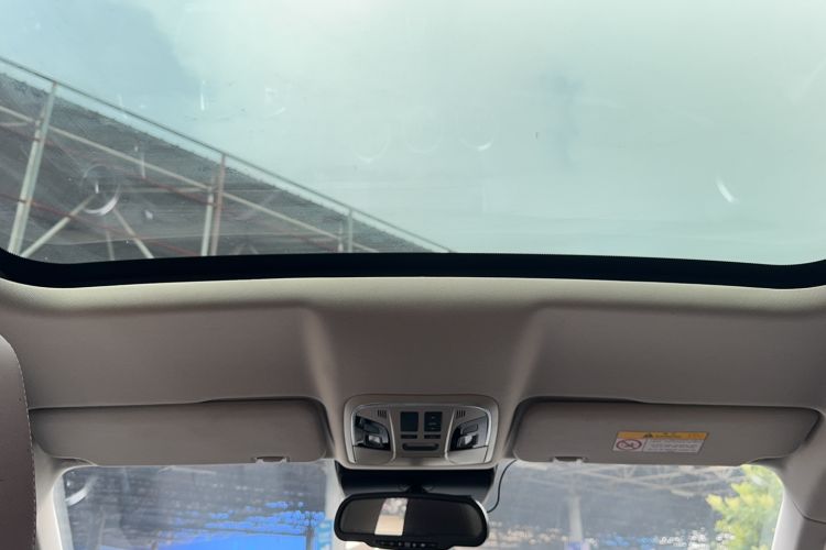 Used Wey VV5 2017 2.0T Ultra-Luxury Version
