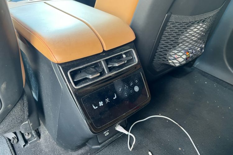 Used Zeekr 001 2022 Ultra-Long Range Dual-Motor YOU Version
