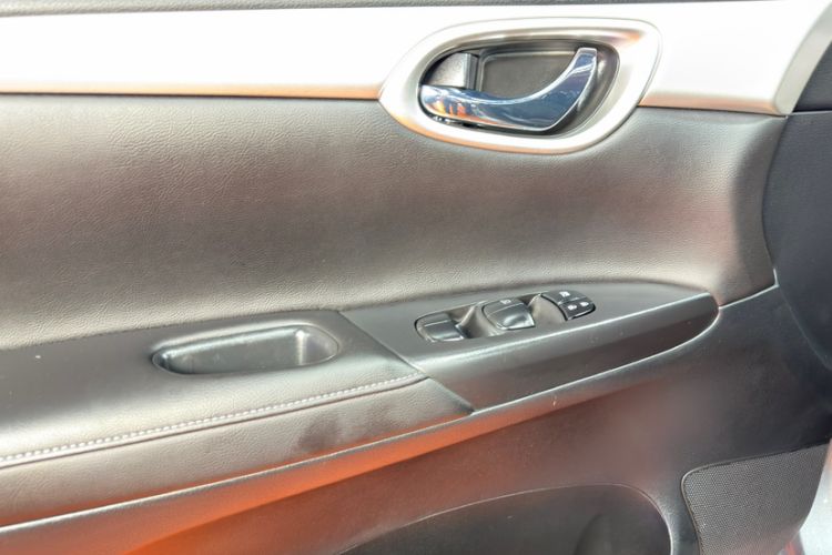 Used Nissan Sylphy 2024 Restyled Version 2 Classic 1.6XE CVT Comfort Edition Interior 9