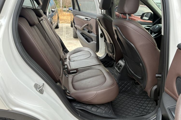 Used BMW X1 2019 sDrive18Li Premium Edition Interior 4