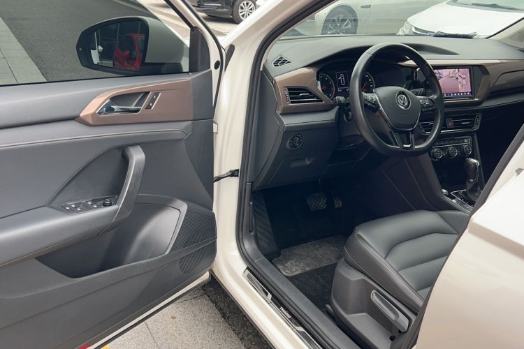 Used Volkswagen Tharu 2019 280TSI Two-Wheel Drive Luxury Edition China V Standard Driver Seat