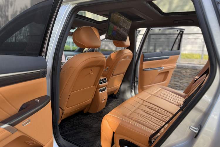 Used Dongfeng eπ eπ008 2025 210 Ultra Range-Extended Version 5 Seats