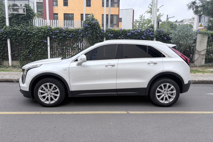 Used Cadillac XT4 2021 28T Two-Wheel Drive Tech Edition
