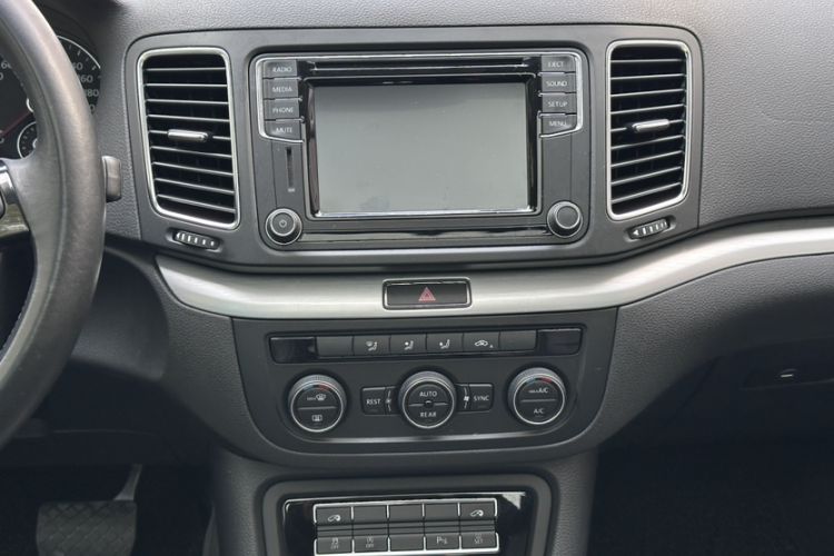 Used Volkswagen Sharan 2016 380TSI Comfort Edition 7-Seater Interior 2