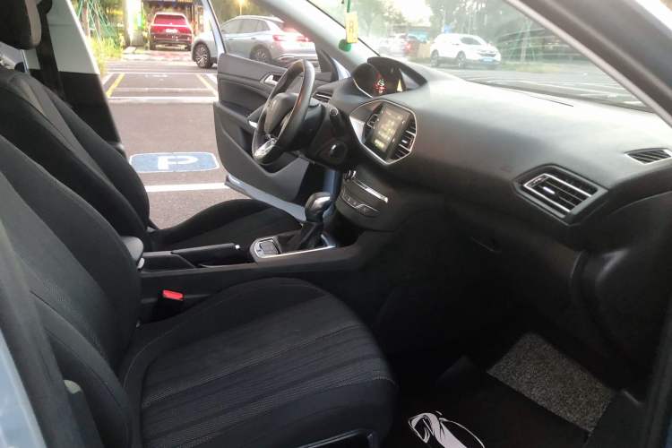 Used Peugeot 308S 2015 1.2T Automatic Jingchi Edition